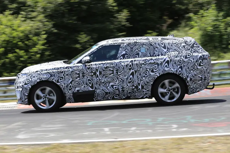 Range Rover Sport Coupe foto spia Nurburgring 19 luglio 2016 - 5