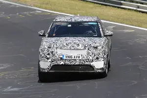 Range Rover Sport Coupe foto spia Nurburgring 19 luglio 2016