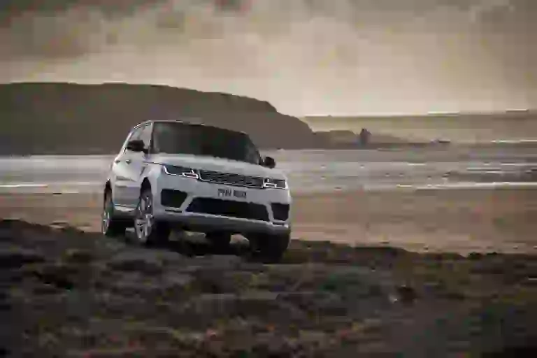 Range Rover Sport P400e - Sfida in mare - 9