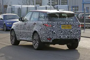 Range Rover Sport SVR 2017 - Foto spia 21-04-2016