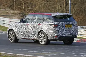 Range Rover Sport SVR 2017 - Foto spia 21-04-2016