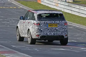 Range Rover Sport SVR 2017 - Foto spia 21-04-2016