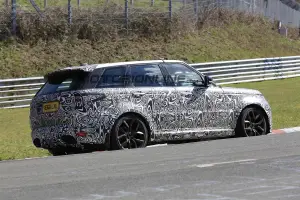 Range Rover Sport SVR 2018 - Foto spia 30-03-2017 - 19