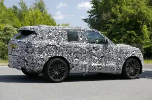 Range Rover Sport SVR 2023 - Foto Spia 24-06-2022