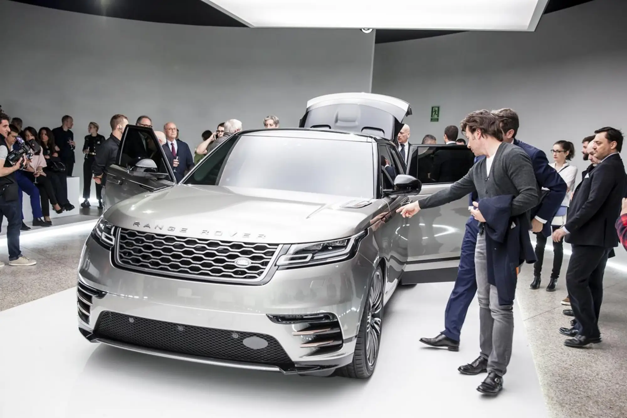 Range Rover Velar al Fuorisalone 2017 - 2