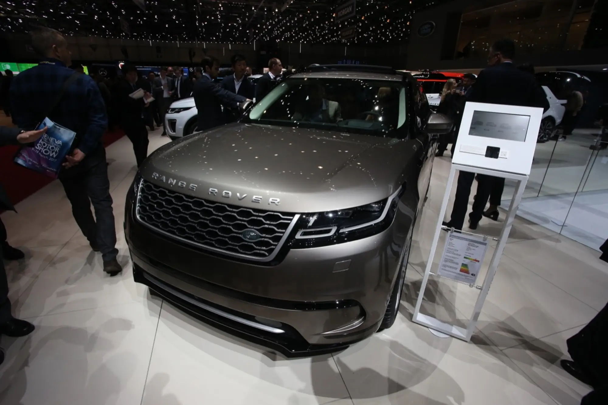 Range Rover Velar - Salone di Ginevra 2017 - 7