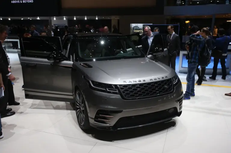 Range Rover Velar - Salone di Ginevra 2017 - 9