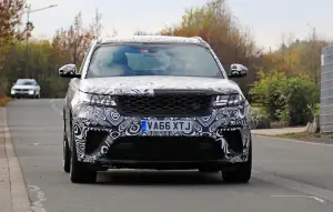 Range Rover Velar SVR - Foto spia 26-10-2018 - 1