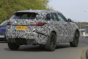 Range Rover Velar SVR - Foto spia 27-04-2017