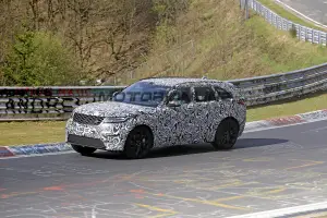 Range Rover Velar SVR - Foto spia 27-04-2017 - 4