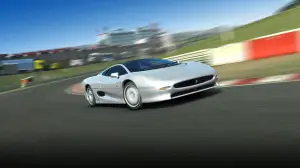Real Racing 3 - Evolution of Jaguar