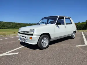Renault 5 - 50 anni - Flins - 45