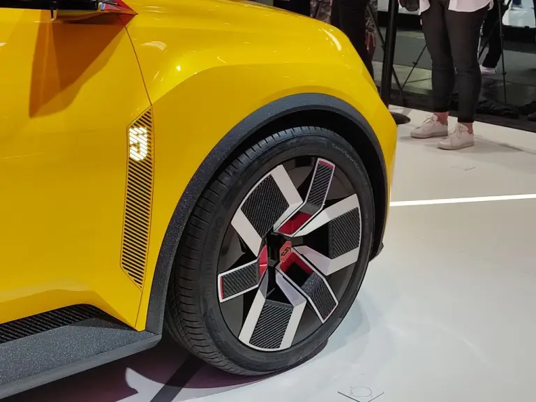 Renault 5 Prototype - Salone di Monaco 2021 - 3