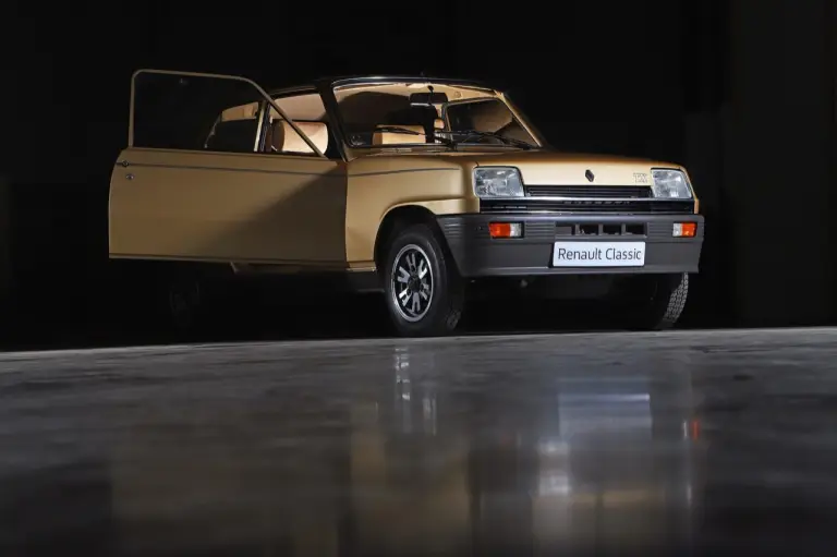 Renault al Salone Retromobile 2020  - 31