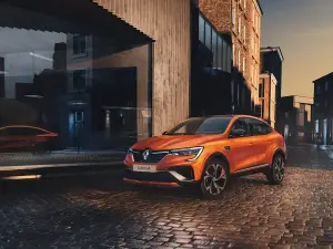 Renault Arkana - Foto ufficiali - 1