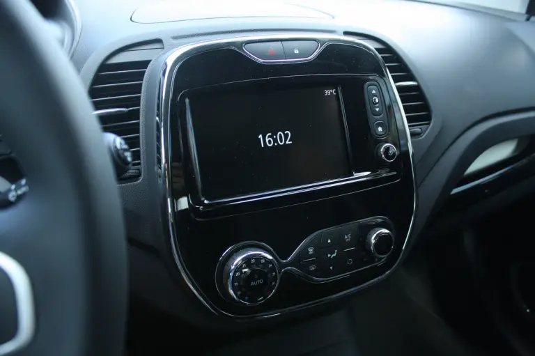 Renault Captur 1.5 dCi Hypnotic EDC [PROVA SU STRADA] - 19