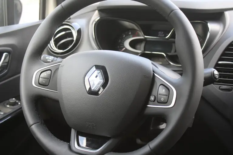 Renault Captur 1.5 dCi Hypnotic EDC [PROVA SU STRADA] - 3