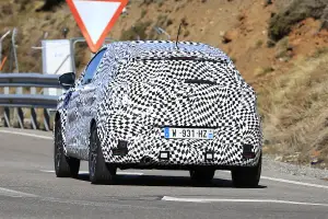 Renault Captur 2019 - Foto spia penisola iberica