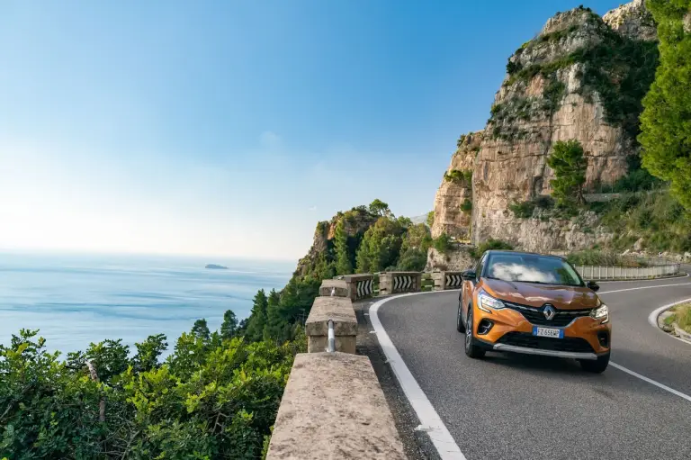 Renault Captur 2020 com'è e come va - 10