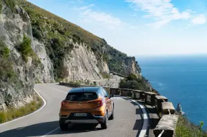 Renault Captur 2020 com'è e come va - 28