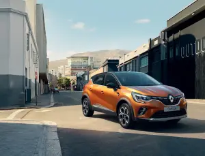 Renault Captur 2020 - nuove foto  - 43