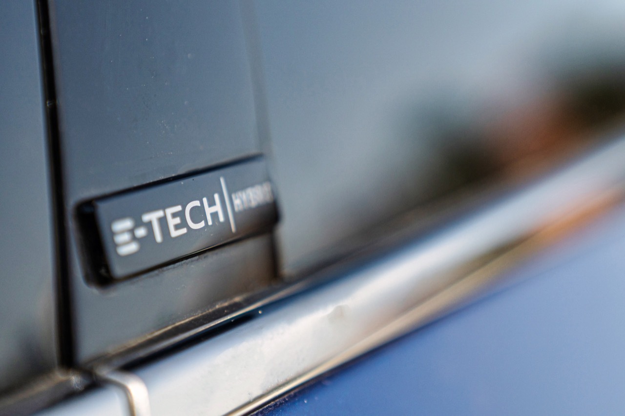 Renault Captur E-Tech 145 - Prova su Strada 