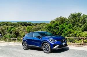 Renault Captur E-Tech 145 - Prova su Strada 