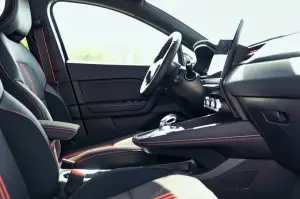 Renault Captur E-Tech 145 - Prova su Strada 