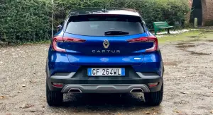 Renault Captur E-Tech 2022 - Prova su strada