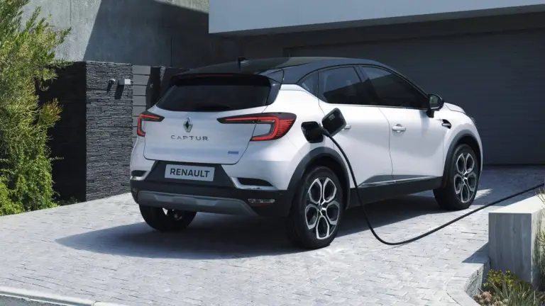 Renault Captur E-Tech Plug-In 2020 - 9