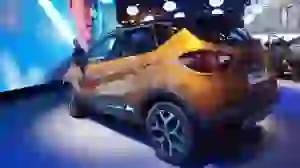 Renault Captur Facelift Foto Live - Salone di Ginevra 2017 - 7