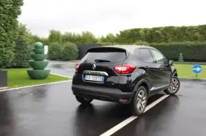 Renault Captur Iconic - Primo contatto 14-10-2015 - 12