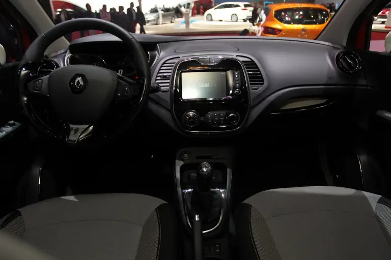 Renault Captur - Salone di Ginevra 2013 - 6