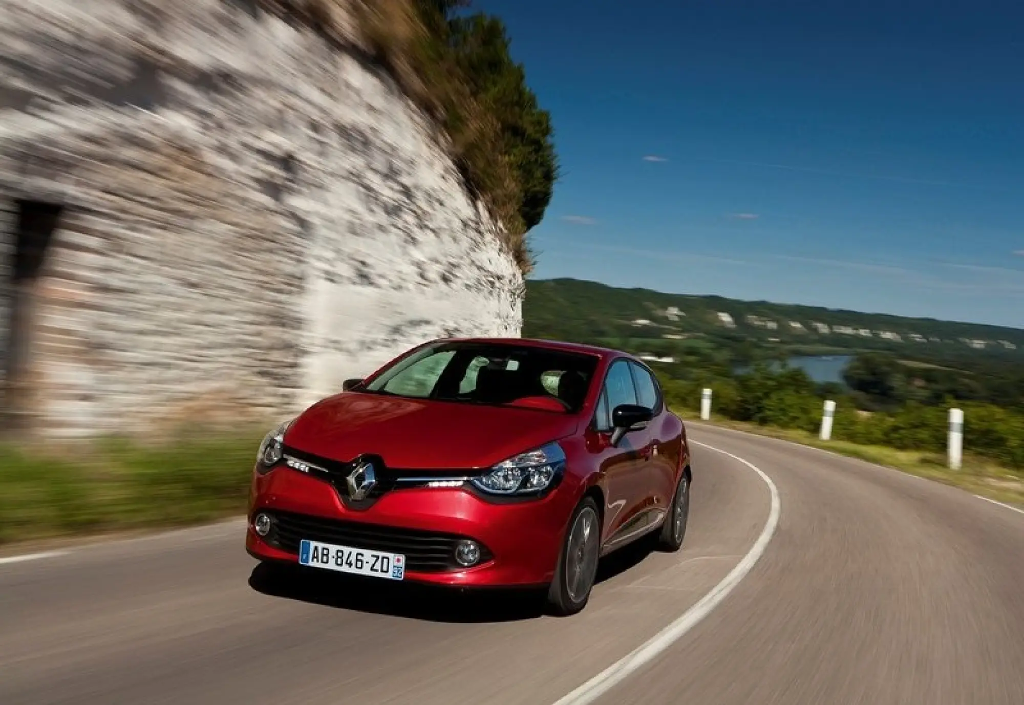 Renault Clio 2013 - Nuove foto ufficiali - 3