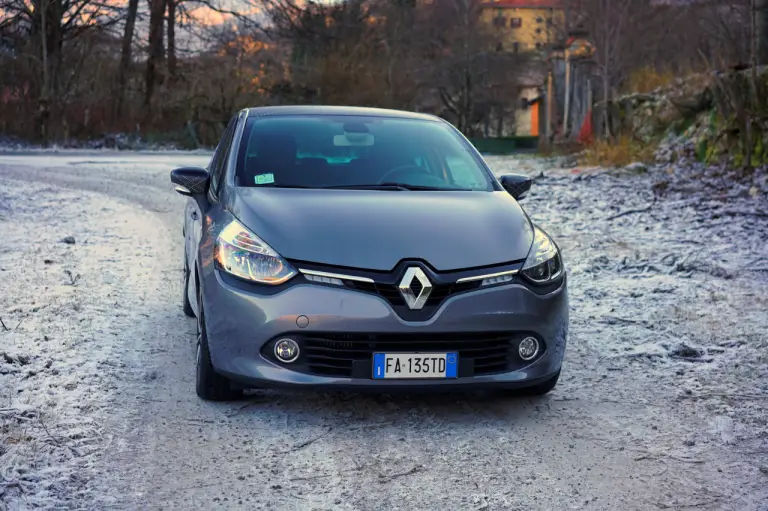 Renault Clio Duel prova su strada 2016 - 1