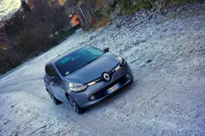 Renault Clio Duel prova su strada 2016