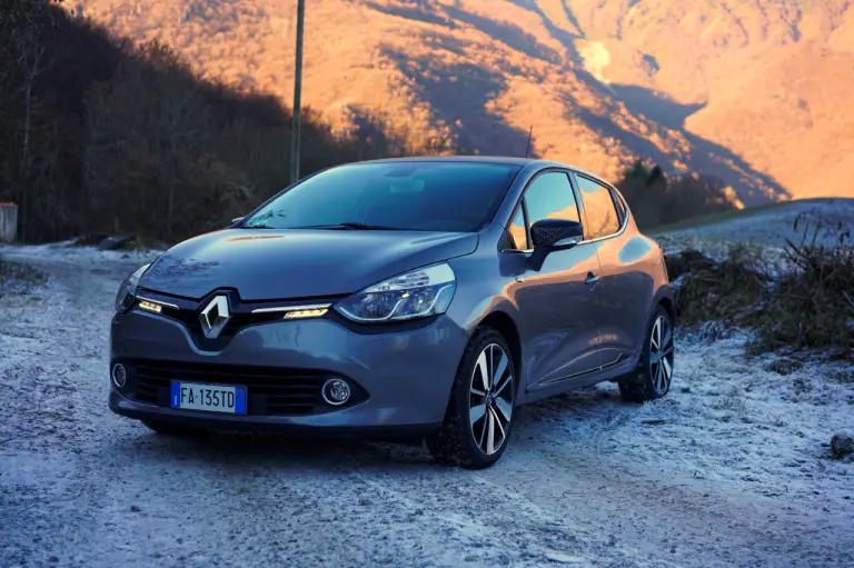 Renault Clio Duel prova su strada 2016 - 29