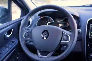 Renault Clio Duel prova su strada 2016