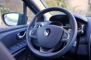 Renault Clio Duel prova su strada 2016