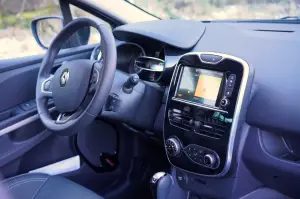 Renault Clio Duel prova su strada 2016