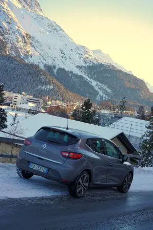 Renault Clio Duel prova su strada 2016