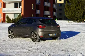 Renault Clio Duel prova su strada 2016