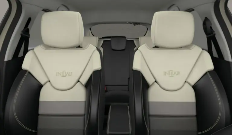 Renault Clio Initiale Paris - 7