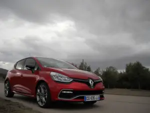 Renault Clio IV RS prova - 11