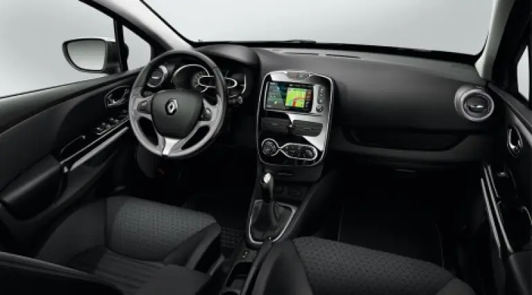 Renault Clio IV ufficiale - 3