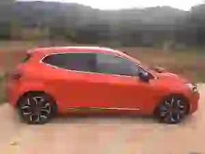 Renault Clio - Prova su strada Toscana 2019