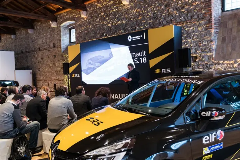 Renault Clio RS 18 - Presentazione - 23