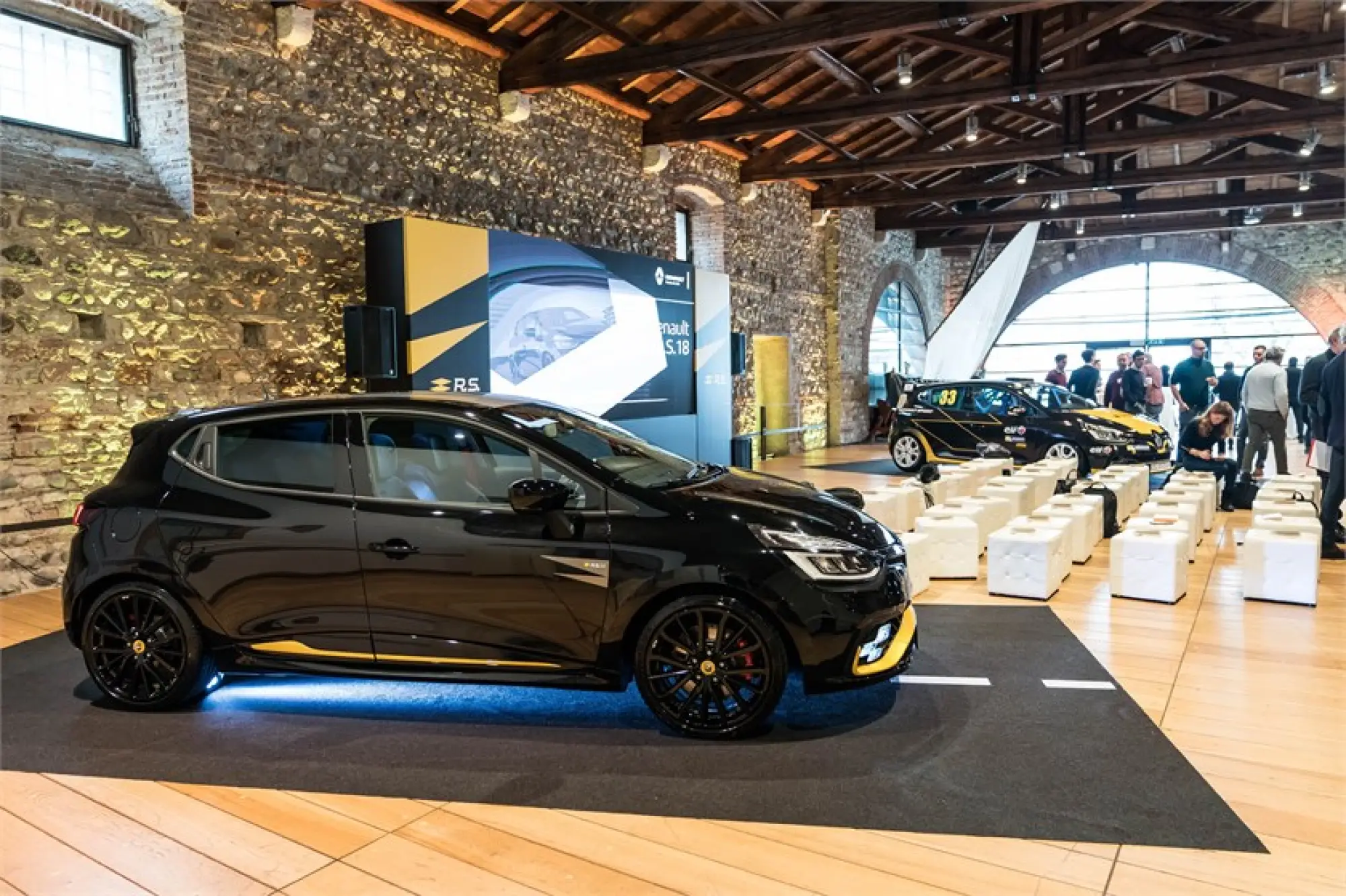 Renault Clio RS 18 - Presentazione - 76