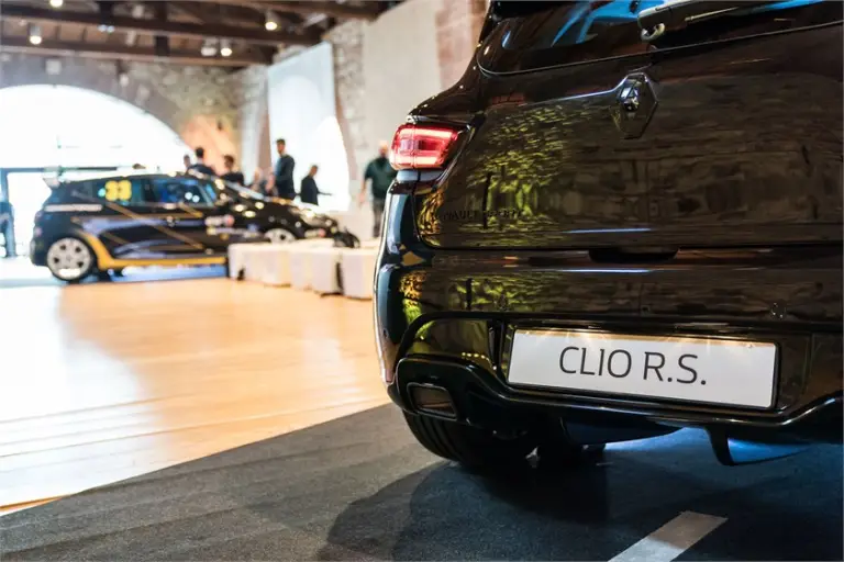 Renault Clio RS 18 - Presentazione - 82