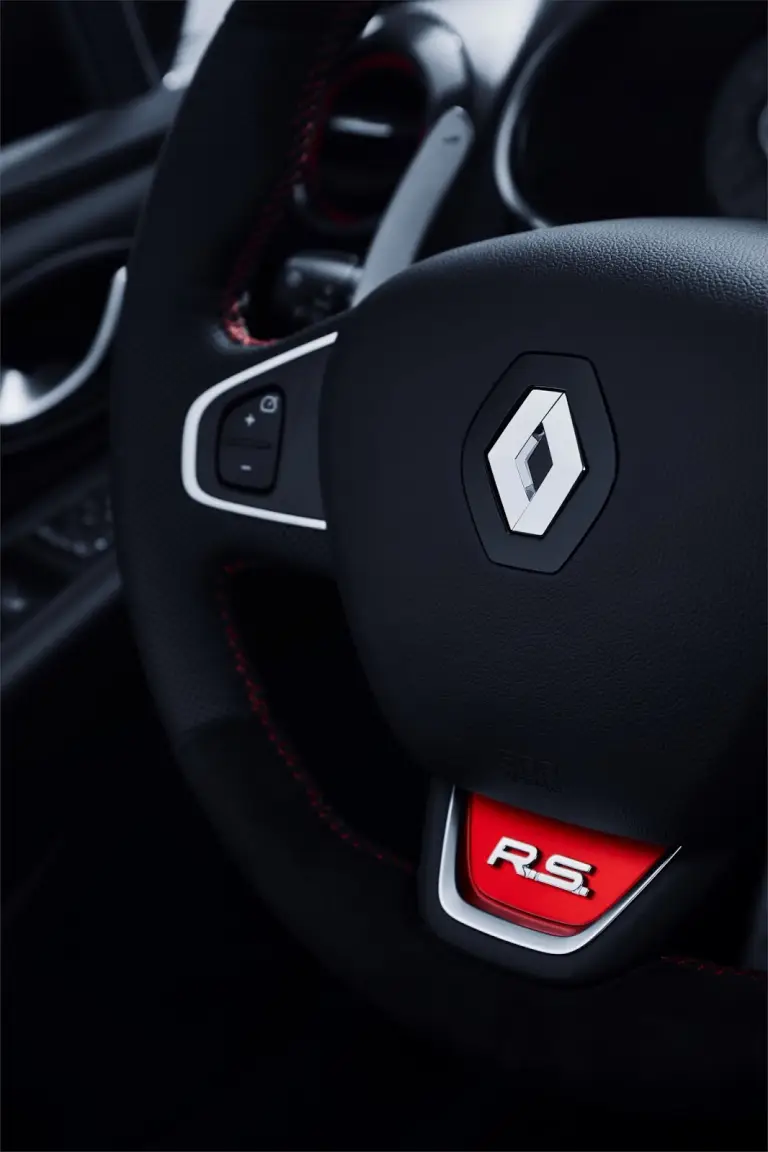 Renault Clio RS 18 - 13